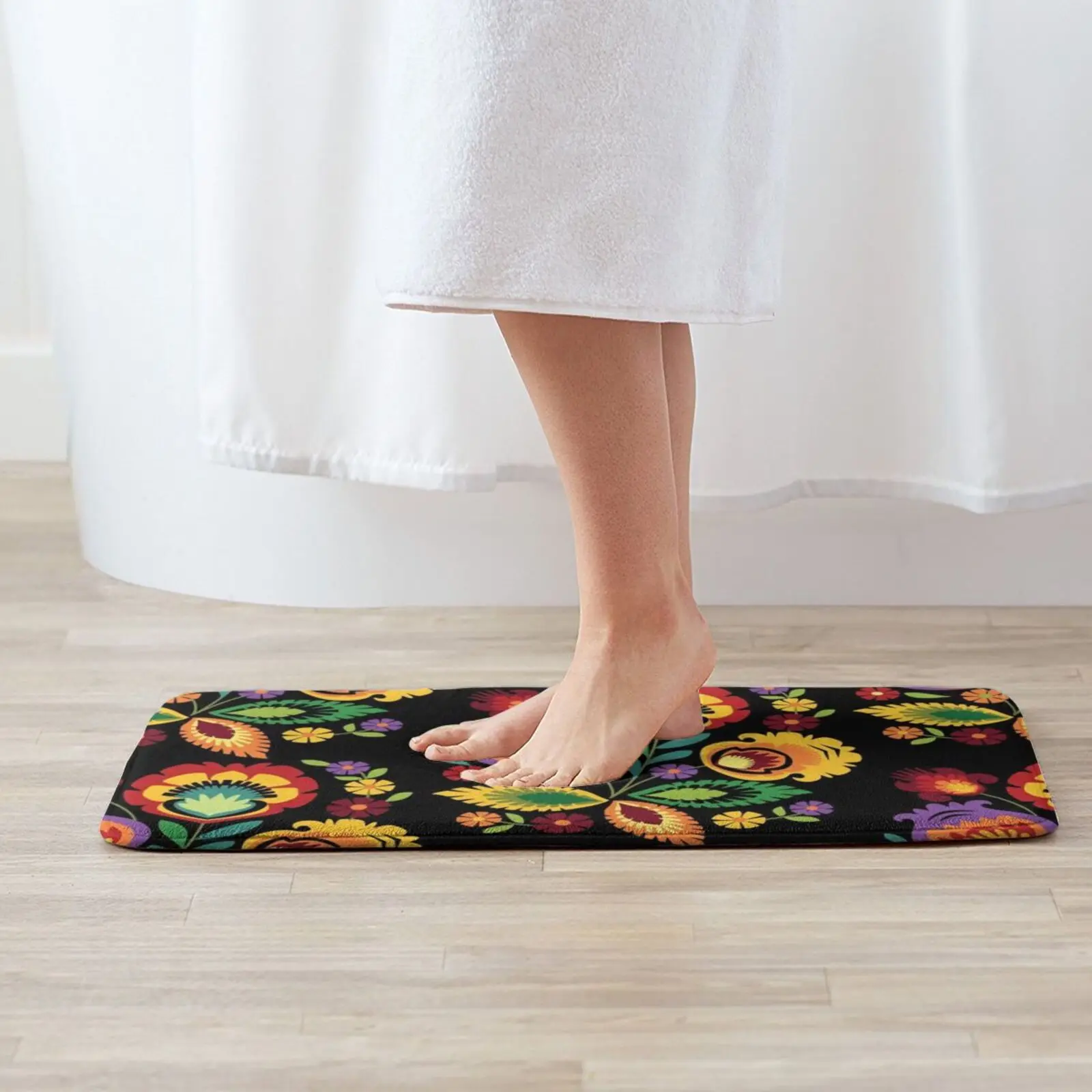 Польские народные цветы красные на черном ковре безопасные от скольжения для спальни перед входной дверью Польша.