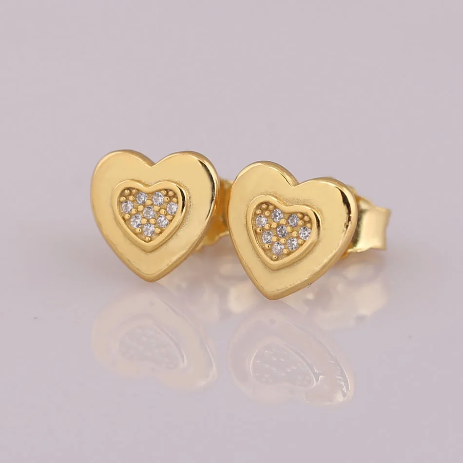 

Аутентичные S925 серебристого цвета со стразами в форме сердца серьги-гвоздики для женщин Свадебная вечеринка подходят для женщин, хорошее ю...