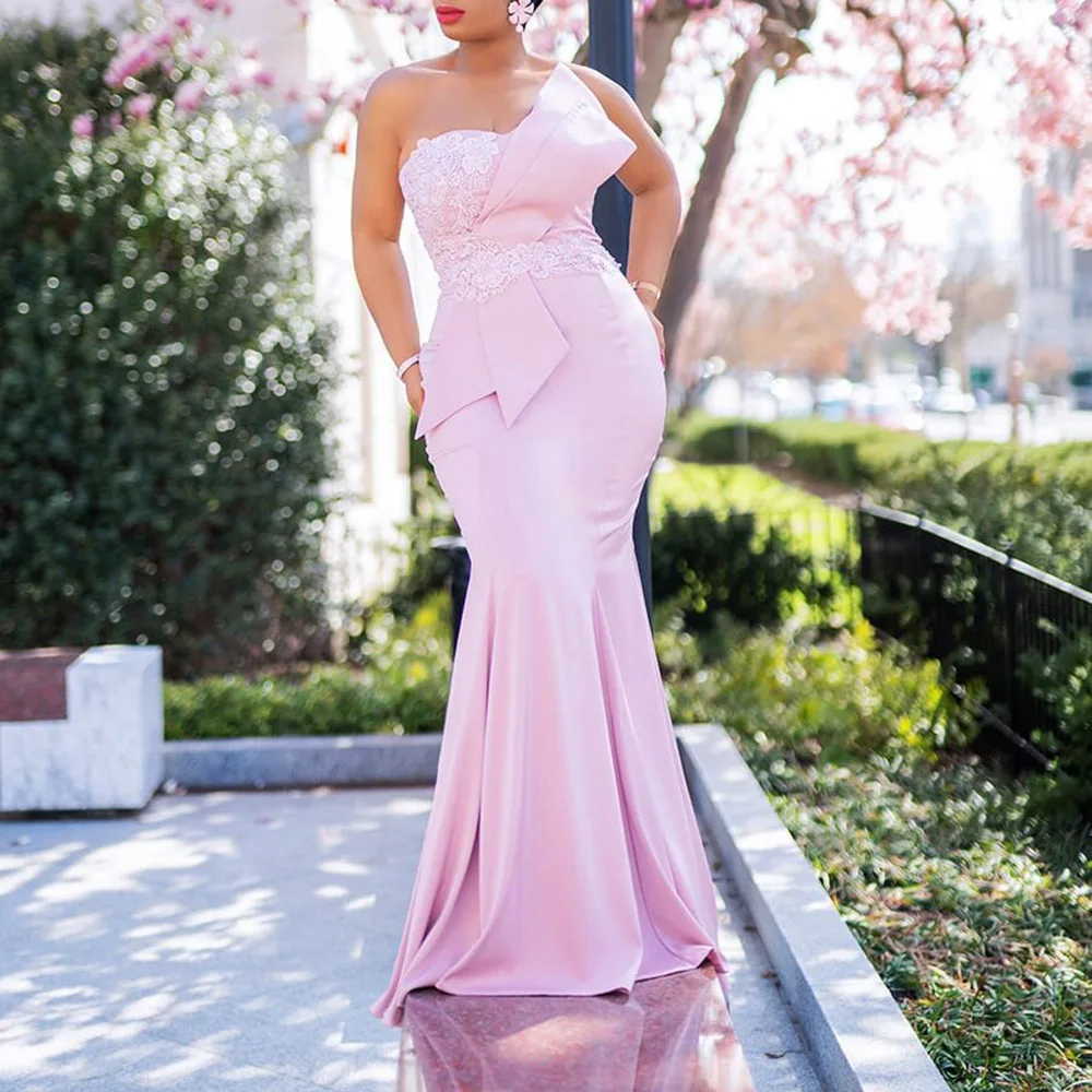 Розовое сексуальное вечернее платье без бретелек лето 2020 элегантное