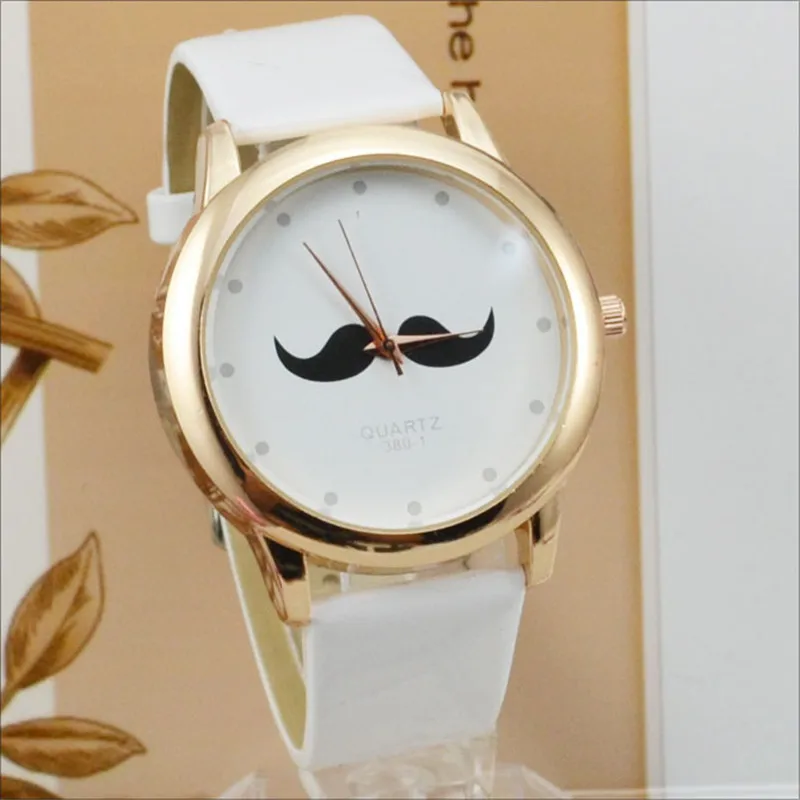 Часы женские кварцевые в британском стиле с кожаным ремешком | Наручные часы