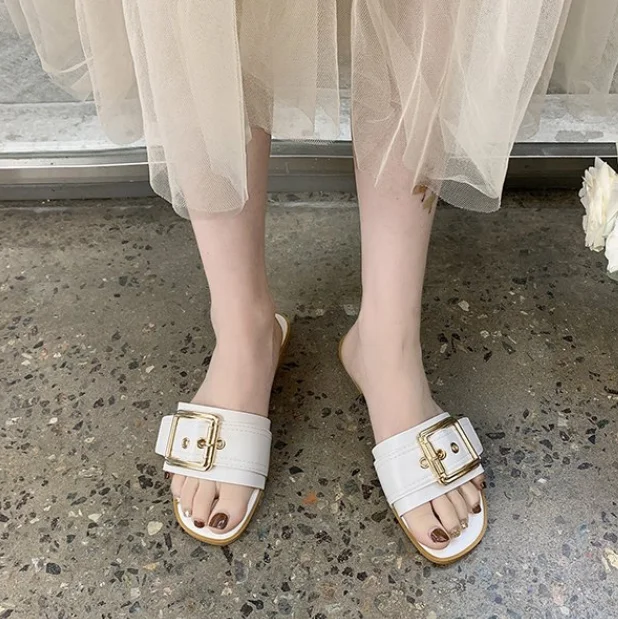 

Ladies Beach Slippers Square Buckle Slippers Flat Casual Outdoor Shoes Summer Sandals