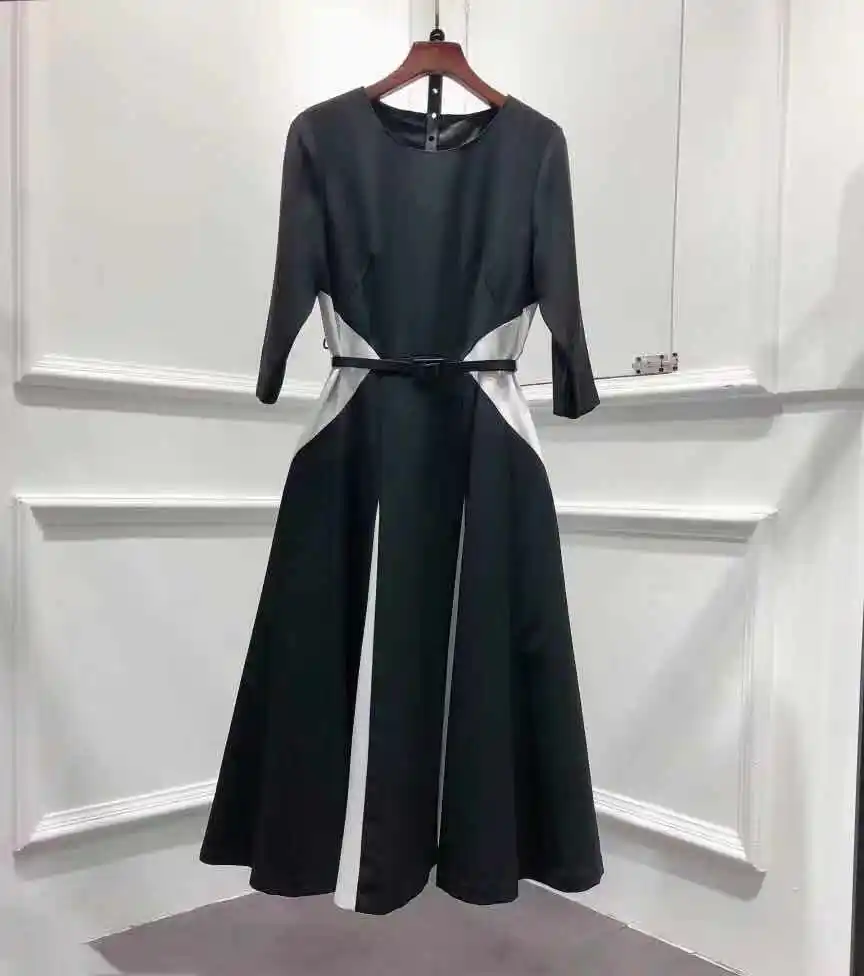 Женское платье до середины икры элегантное для работы в стиле пэчворк с круглым