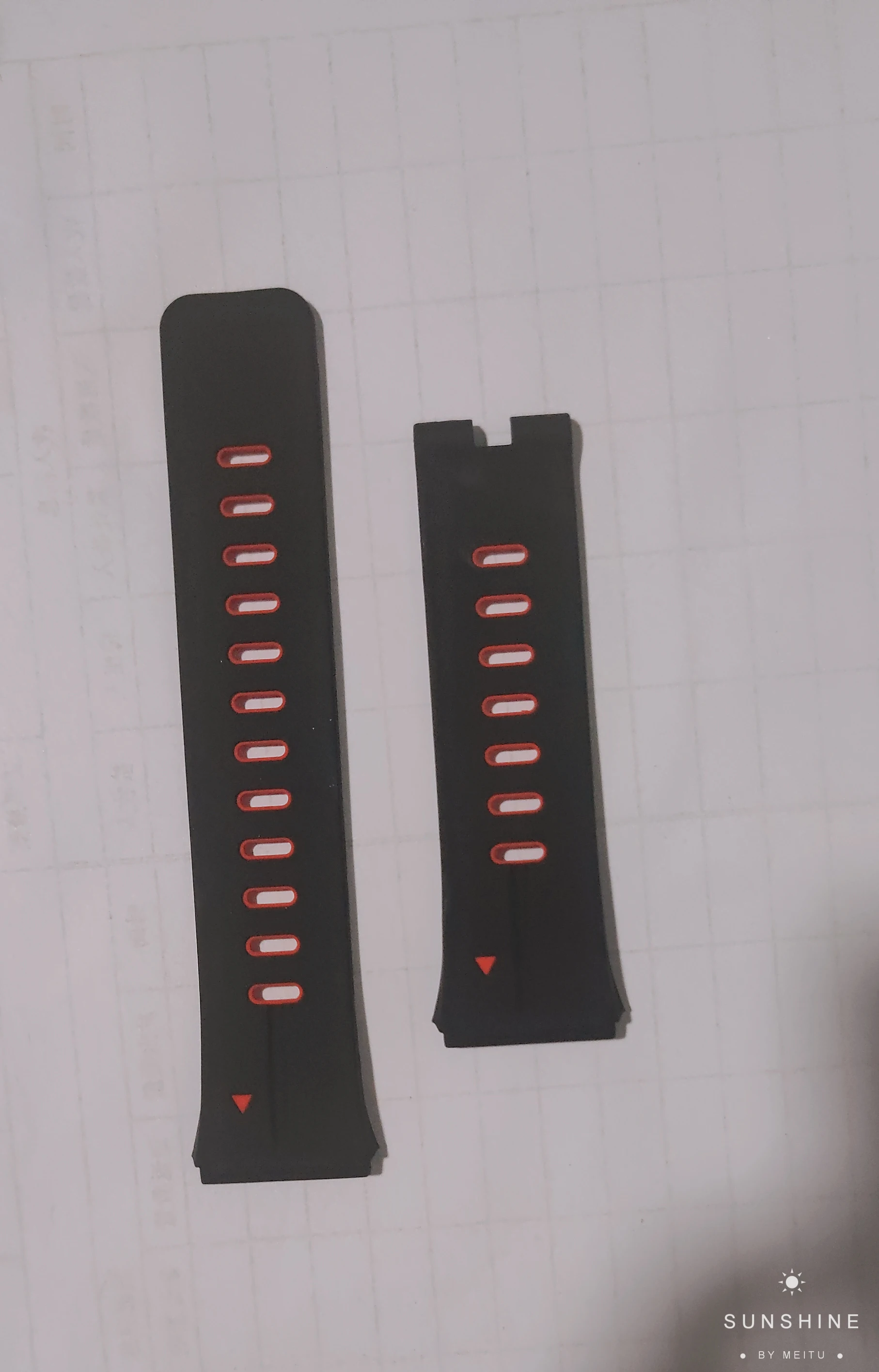 

The X1 smartwatch has a complete band
