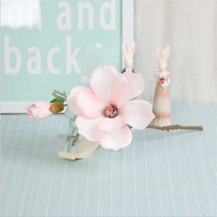 

Short Branch Mini Magnolia Single Stem Magnolia Artificial Flower Wedding Raw Silk Indoor Decorative Flower bedroom decor
