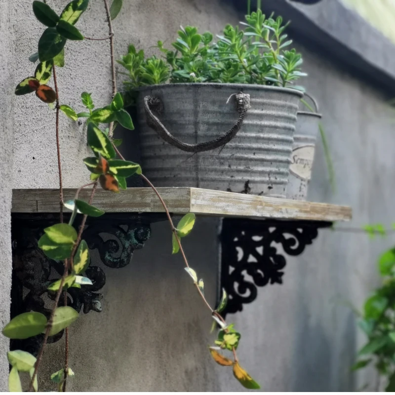 

Decorative Handmade Vintage Wall Shelf Rack Display, Wood and Metal