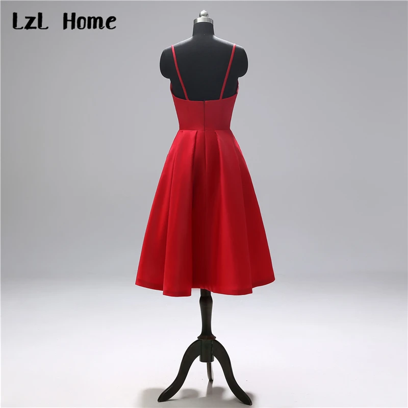 Женское короткое вечернее платье LzL красное коктейльное с лямкой на шее бальное