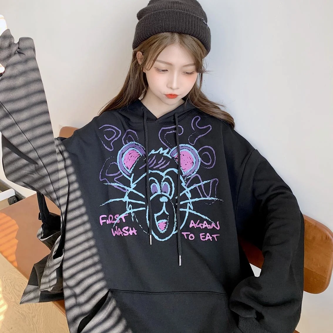 Женская кашемировая толстовка с капюшоном свободная круглым вырезом и длинным