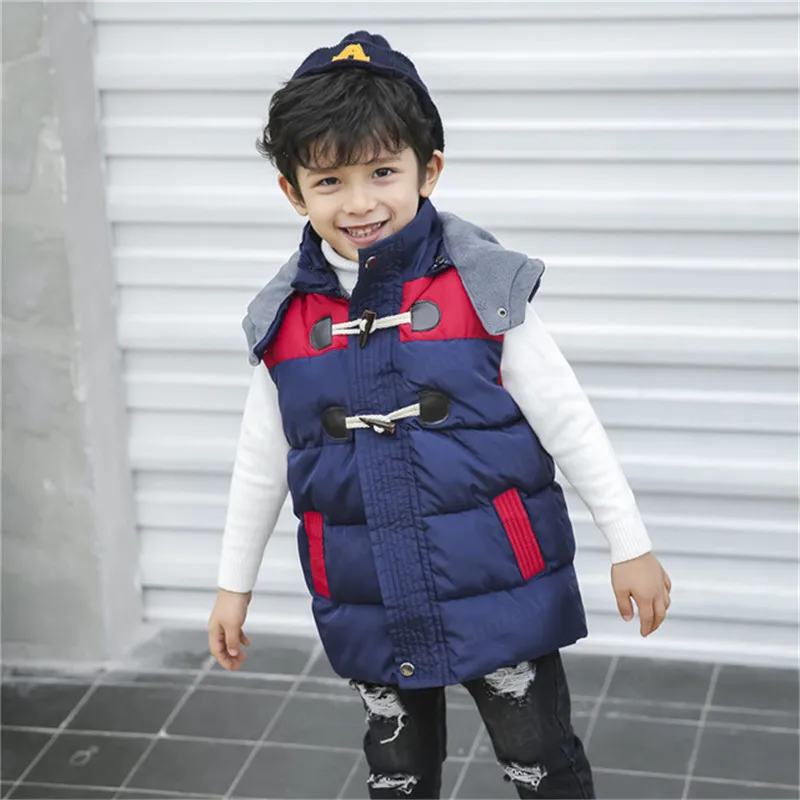Детская теплая безрукавка для мальчиков утепленная куртка с подкладкой