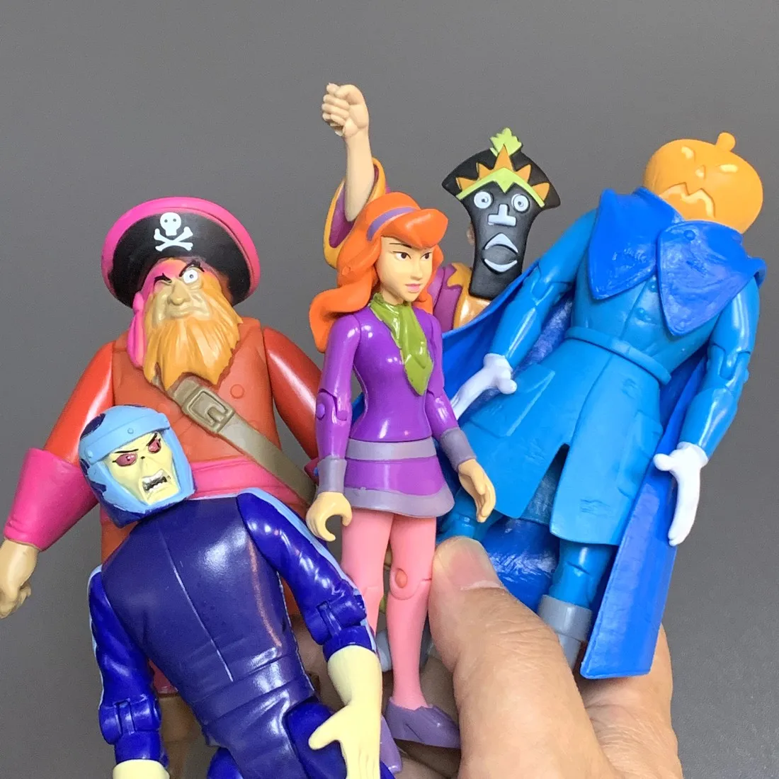 Редкая партия 5 шт. привидение Красной бороды гонщик ведьма доктор Безголовый