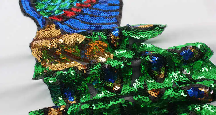 

sequined summer European peacock T shirts women Hot fashion streewear Tee Shirt tops Black/white Tees D361