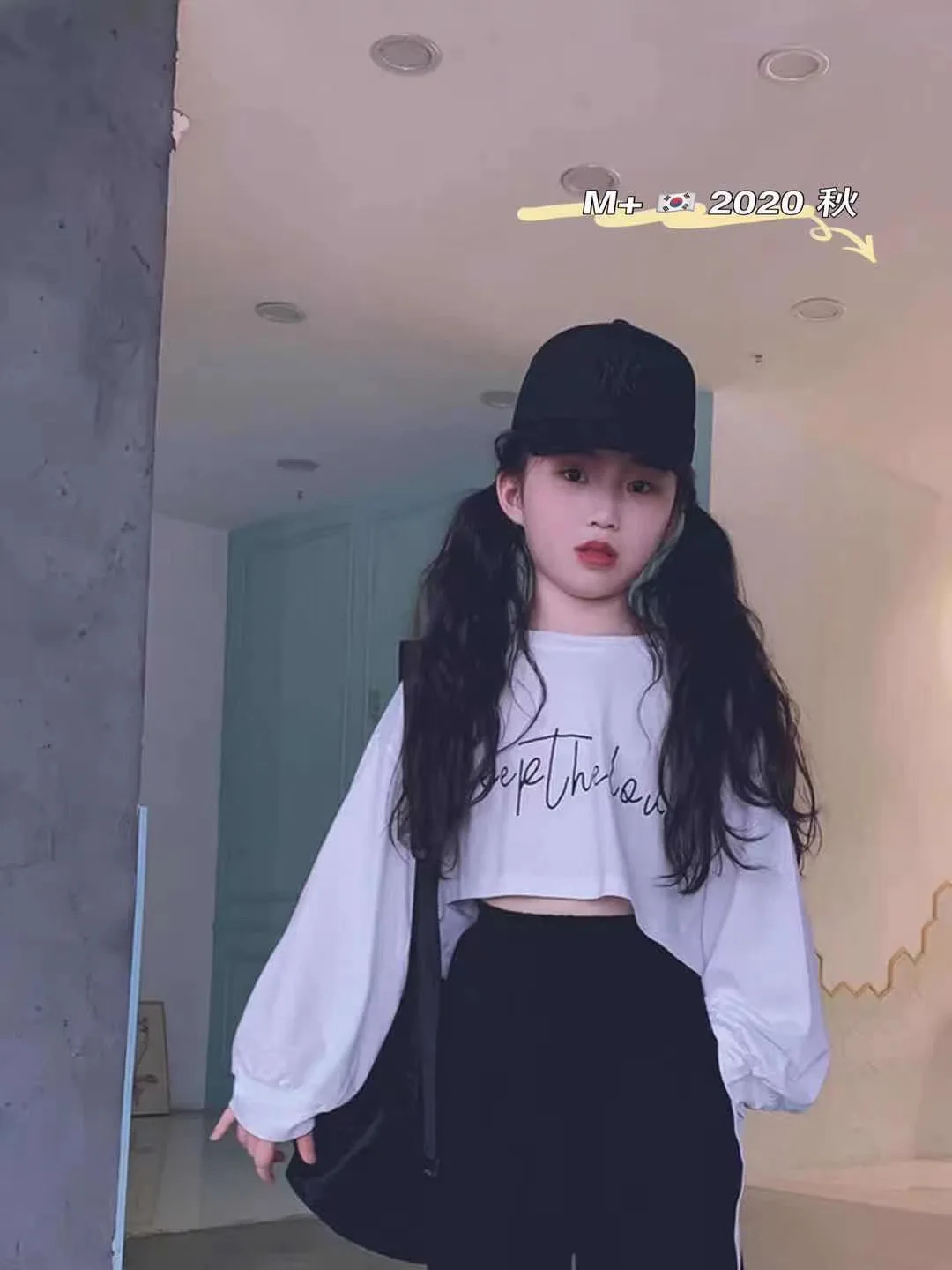 

Children's clothing 2020 autumn new boys and girls middle-aged children's pullover sweater Korean loose sweater tops tide