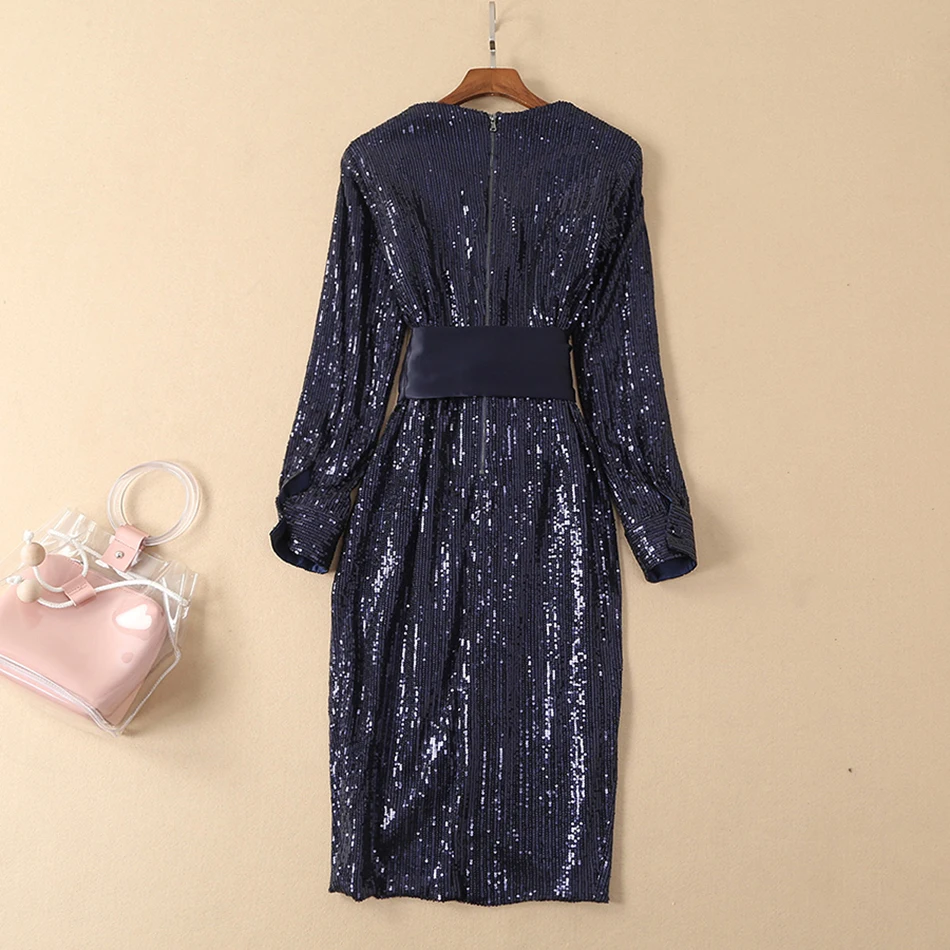 Расшитое блестками платье с v-образным вырезом и длинным бантом сексуальное