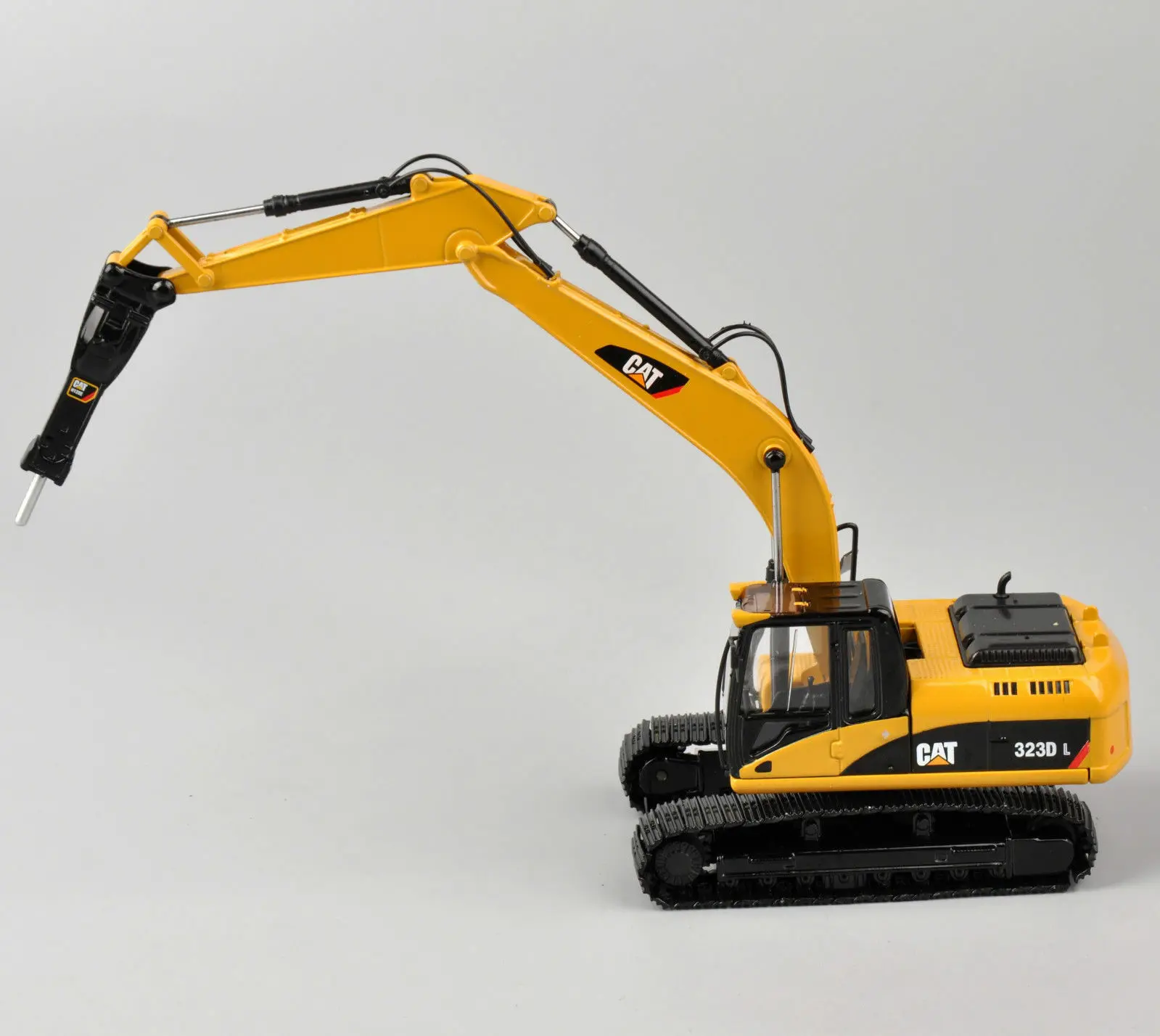 Экскаваторы Norscot Caterpillar Cat 323D L с гидравлическим молотком H120E металлические