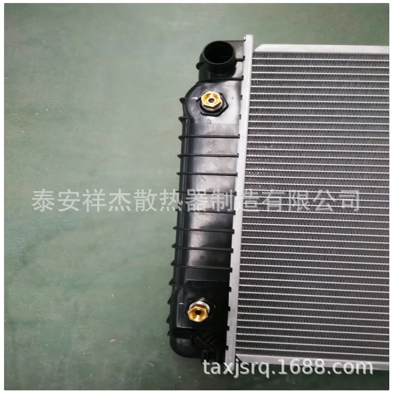 Радиатор для резервуара воды автомобильного радиатора Buick Ozmobile Century Oldsmobile |