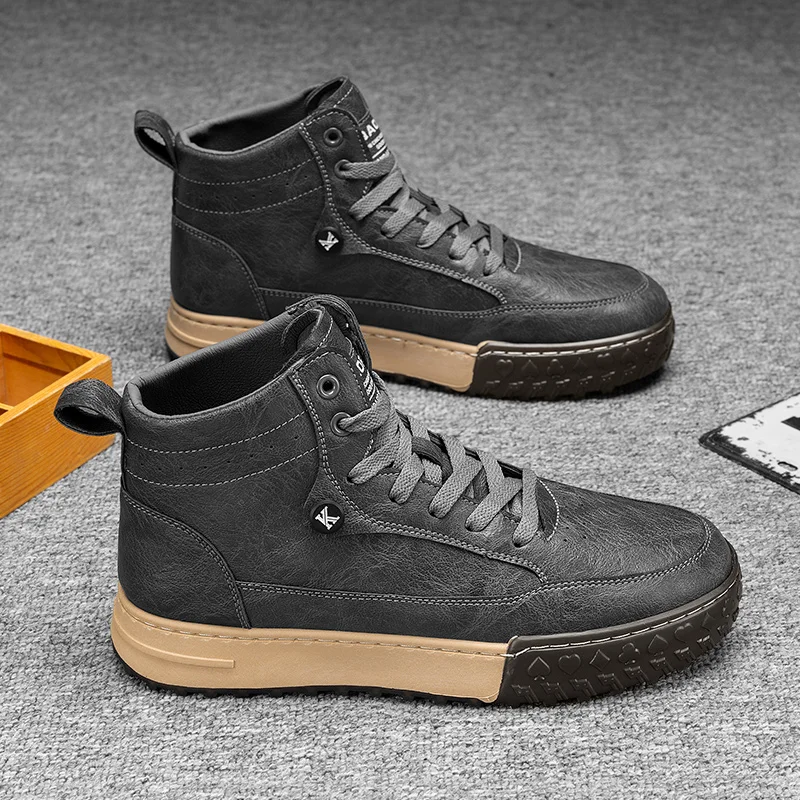 

Men's Leather Skateboard Shoes Retro Style Fashion High-top Shoes Thick Bottom Outdoor Sport Casual Shoes Classic Men Sneakers