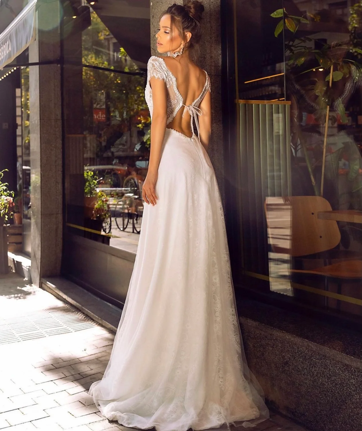 

Boho Wedding Dress A-Line Cap Sleeve Lace-Up Appliques Sequined Beads Backless Tulle Floor Length Court Train Bride Gown New