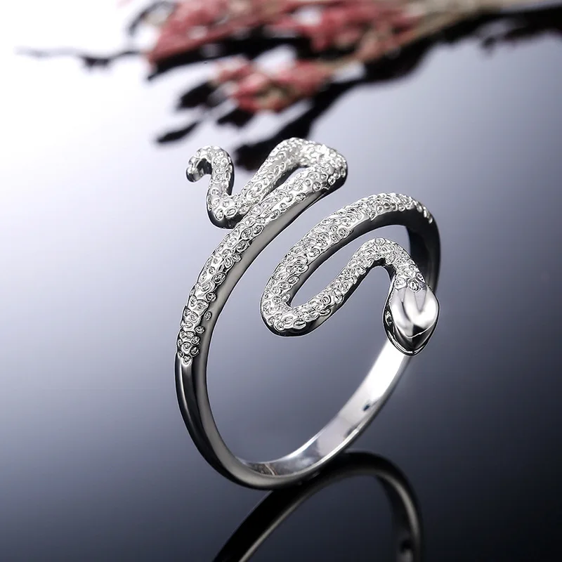 

Silver Plated Creative Curved Snake Rings Women Punk Animal Jewelry Girl Cocktail Party Accessories Female Personality Gift Ring