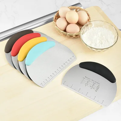 

Stainless Steel Pastry Scraper Shredder Flour Pastry Knife with Scale Flour Dough Pizza Knife with Non-slip Comfortable Handle