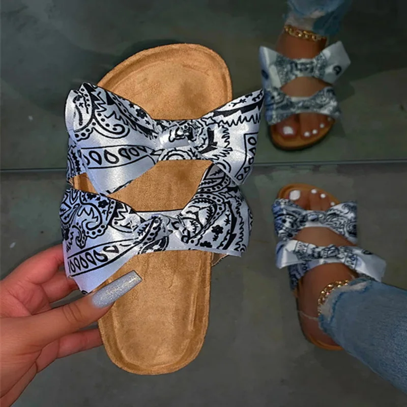 Женские босоножки с бантиком и открытым носком модные светильник на платформе |