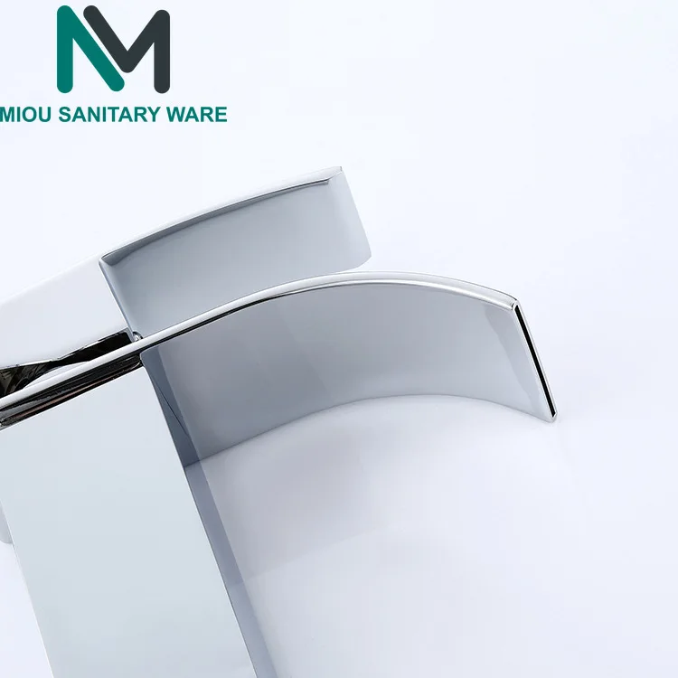 Смеситель для горячей и холодной раковины водопад смеситель туалетного столика