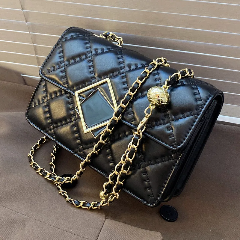 

High-quality Popular 2021 New Trendy Autumn Fashion Chain Shoulder Handbags Rhombus Embroidery Thread All-match Small Square Bag