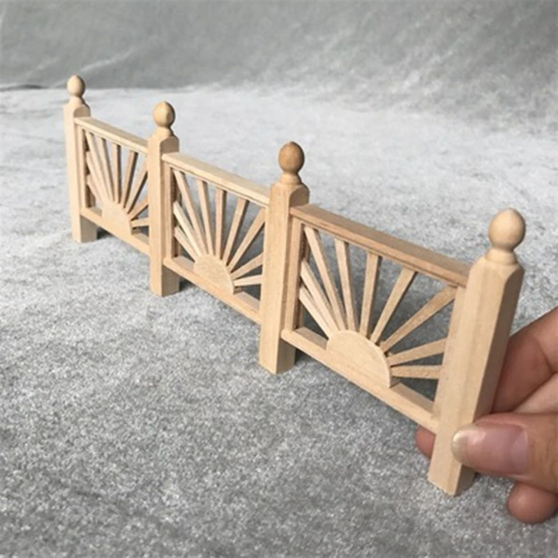 

1:12 Doll House Miniature Wooden Guardrail Balustrade Mini Balcony Fence