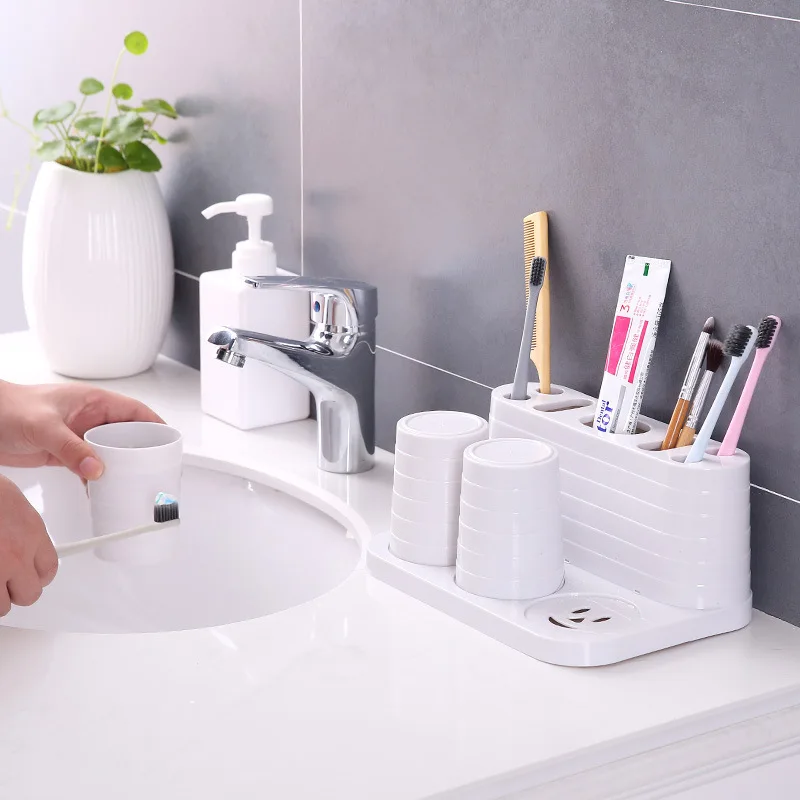 Набор для мытья ванной комнаты дома пары держатель зубной щетки с двумя чашками