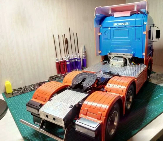 металлическая нескользяща