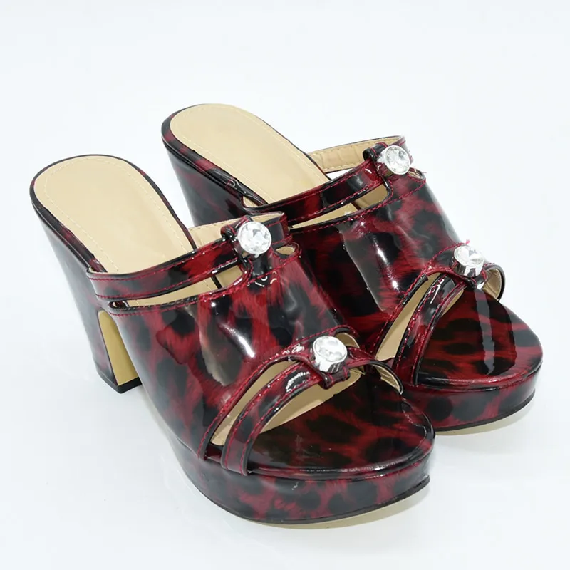 Обувь размера плюс Роскошные женские Босоножки на каблуке Женская обувь без