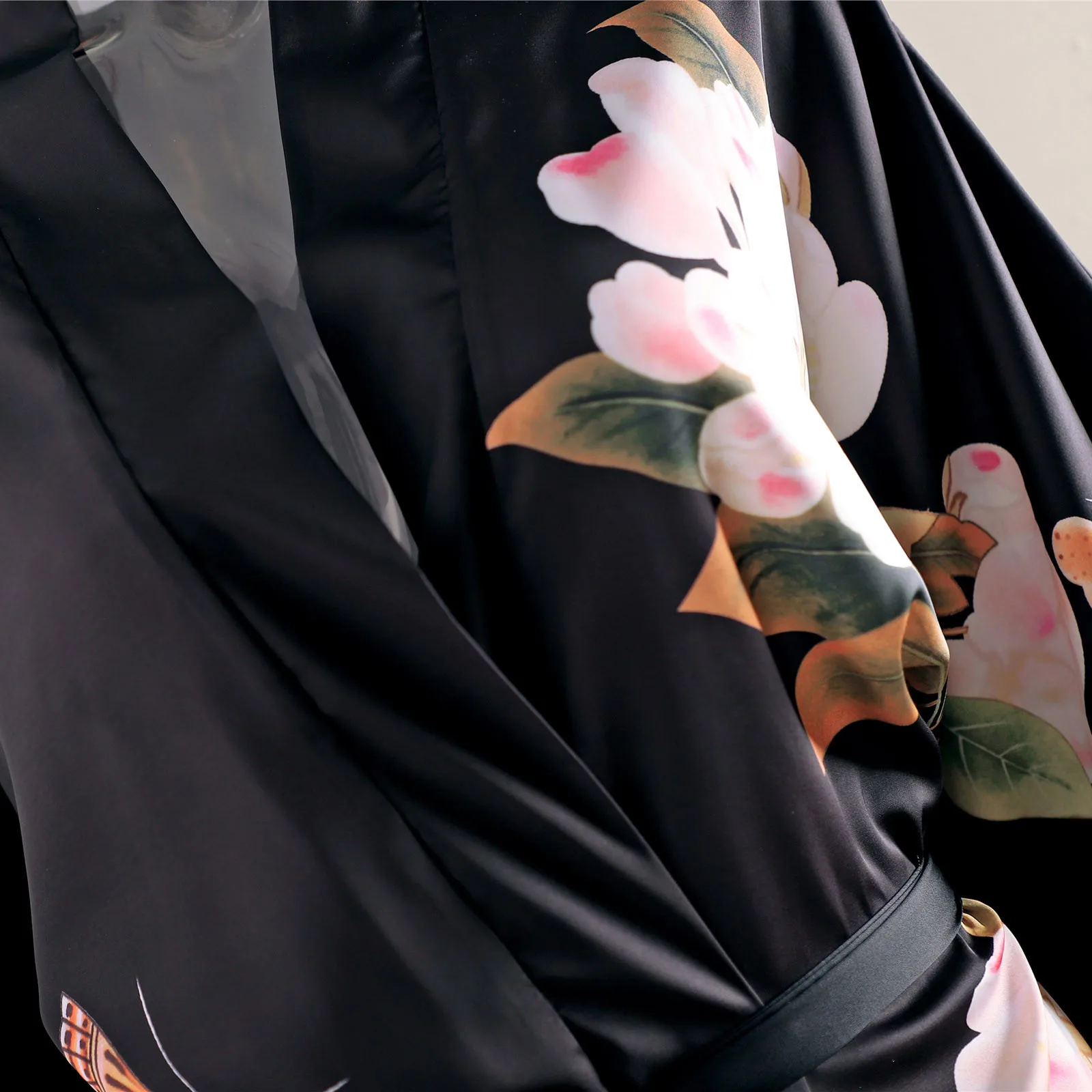 

Womens Sleepwear Ladies Kimono Design Robe Cover up Long Floral Printed Loose Lace Pocket Sleepwear Satin Silky Nightgown Mujer