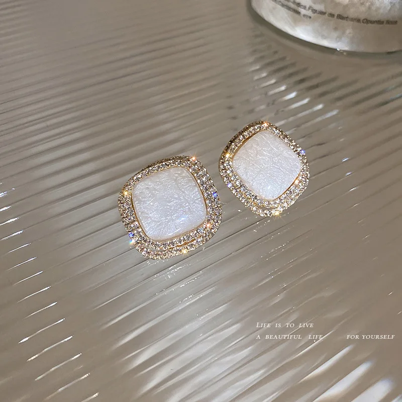 

French Retro Simple 925 Silver Needle Geometric Diamond Inlaid Micro Earring Jewelry Temperament Earrings Earrings Female