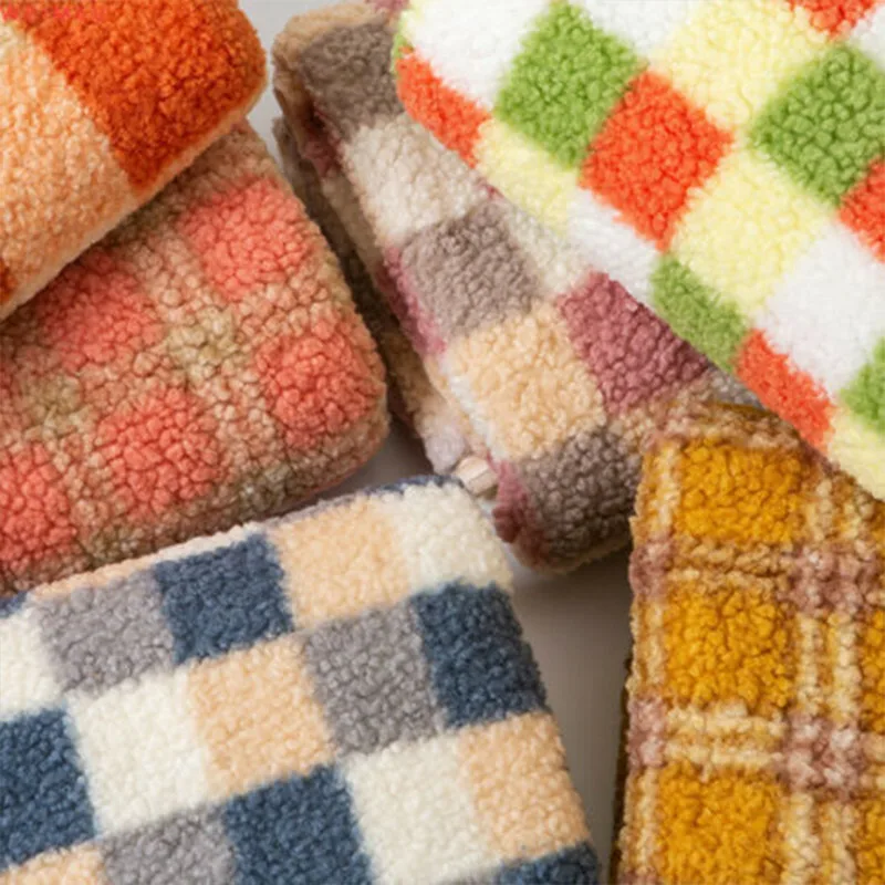 

50cm*160cm Plaid Short Plush Fabric Super Soft Lamb Velvet Fabric For Sewing Dolls Diy Handmade Clothes Glove Home Textile