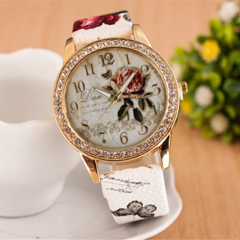 

2021 Explosive Diamond-studded Student Quartz Watch Ladies Fashion Watch Ladies Multi-Color Girl Watch