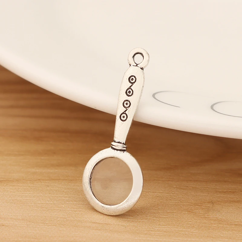 Рисунок 2 - Подвески с увеличительным стеклом для ожерелья