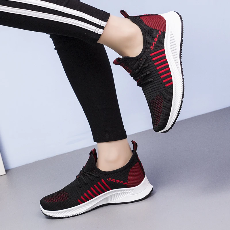 

Fashion Sneakers Men Lightweight Casual Shoes Men Breathable Footwear Lace Up Walking Footwear