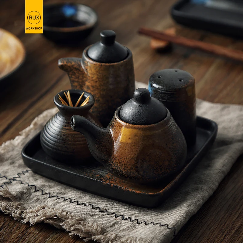 

Бутылка для приправ в японском ретро-стиле RUX, бутылка для соевого соуса, держатель для зубочисток, бутылка для перца, приправ, столовая посу...