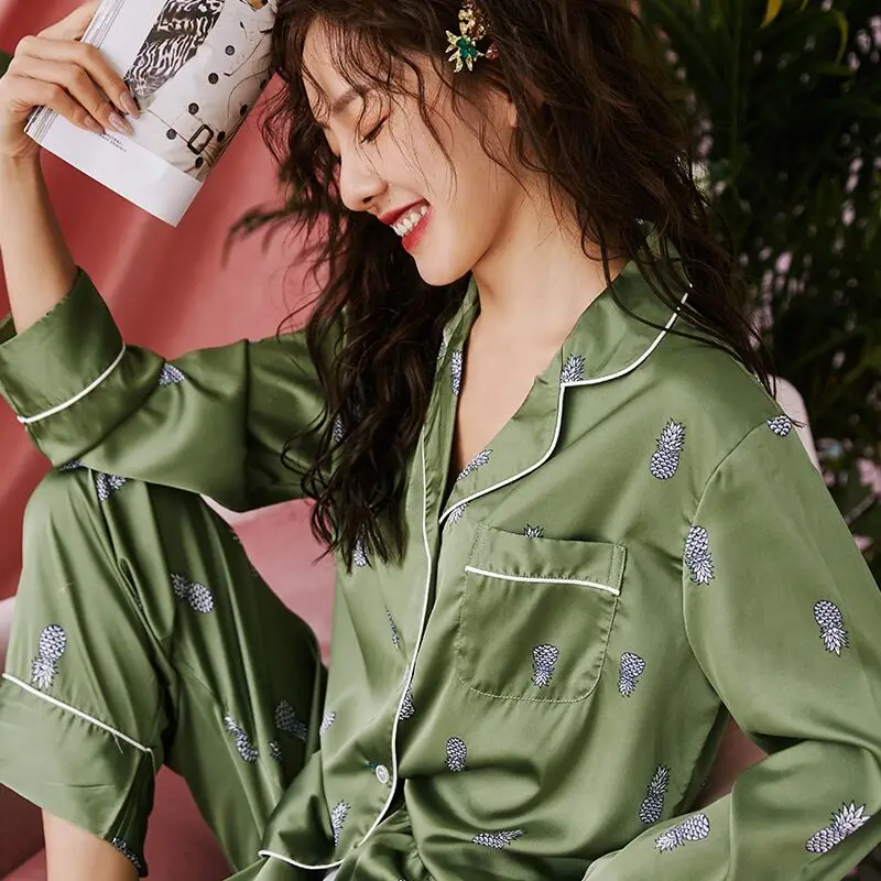 2020 пижамы для женщин ледяной шелк домашний сервис Женская милая девушка