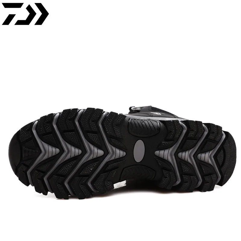 

New Daiwa Men's Outdoor Shoes Non-slip Fishing Shoes Breathable Winter Shoes Camouflage Keep Warm Climbing Shoes Wading Shoe