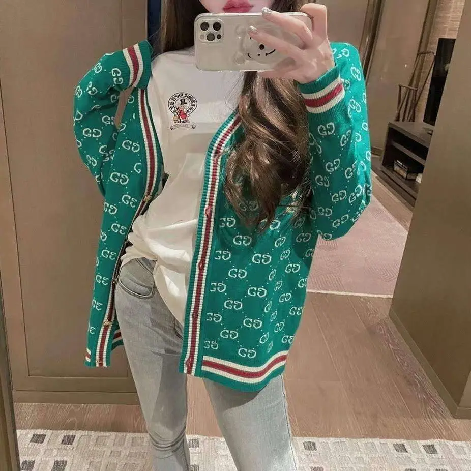 

2021 spring net red with new style temperament small fragrance letter jacquard knitting cardigan coat women's versatile sweater