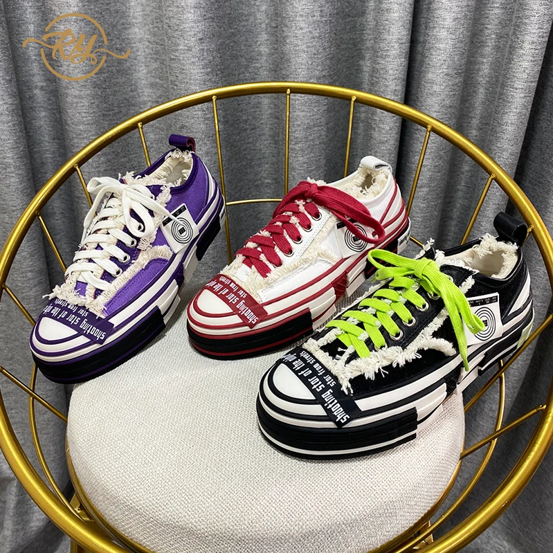 Женские кроссовки из натуральной кожи белые на массивной подошве в европейском