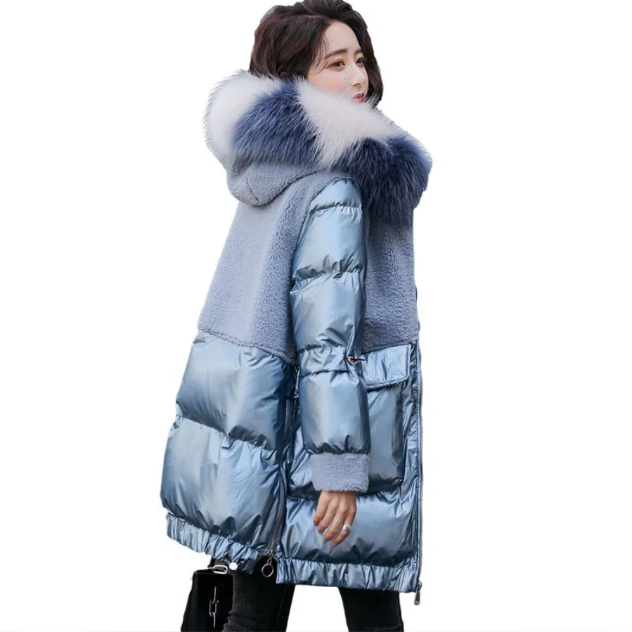 Парка женская зимняя с большим меховым воротником теплый пуховик капюшоном