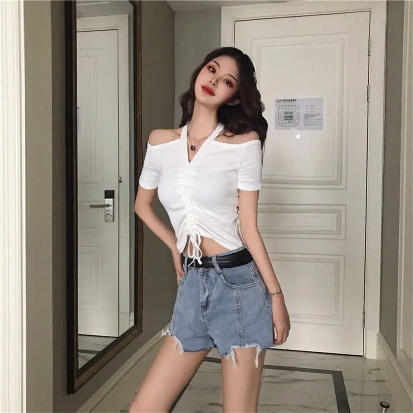 Женская футболка с открытыми плечами Приталенная коротким рукавом и кулиской