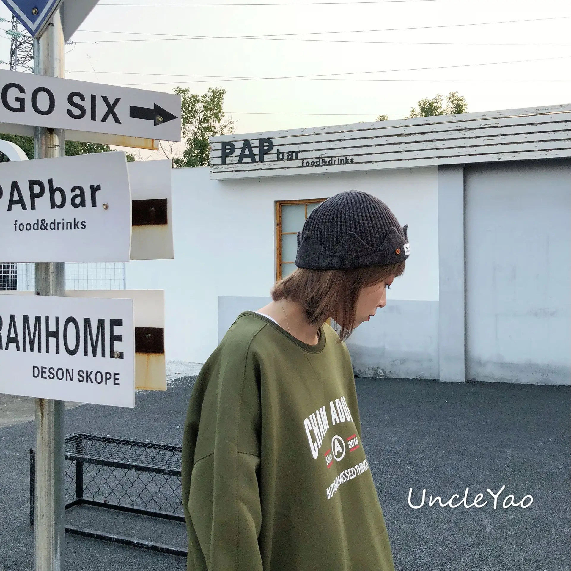 Женская Шапка бини с короной темно серая для костюмированной вечеринки|Женские