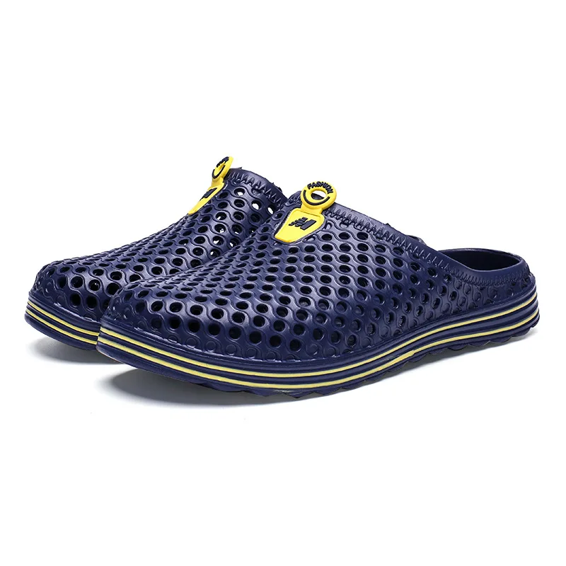 

Beach shoes 2021 summer new anti-slip slippers couples sandals and slippers men's hole shoes Baotou half dragged men.