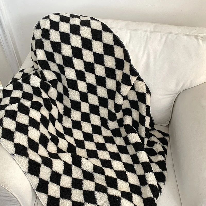 

Black White Plaid Blanket INS Checkerboard Soft Blanket Bed Blankets Office Nap Shawl Sofa Cover Bedspread on The Bed 70x100cm