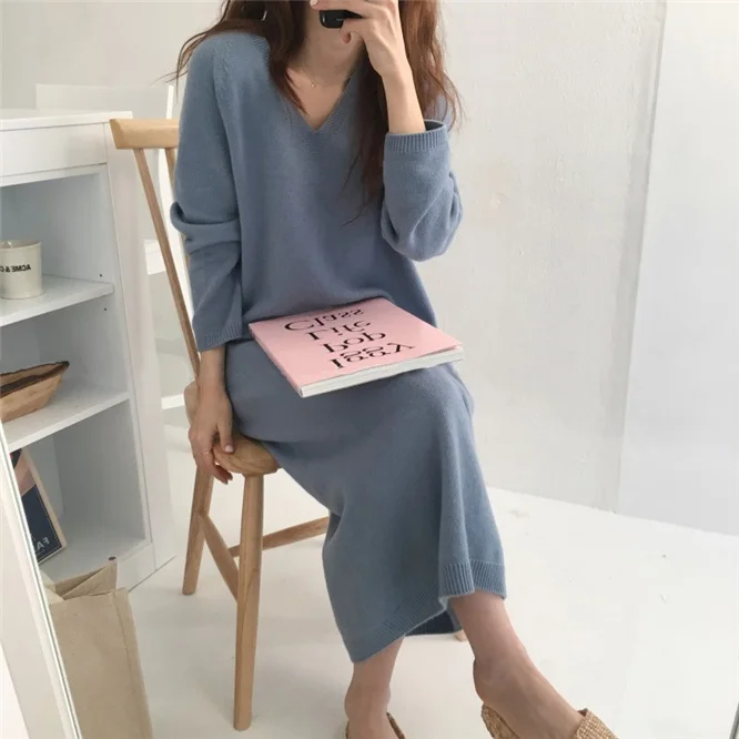 

Lightly Mature Super Long V-neck Knitted Bottoming Dress 2021 Autumn and Winter Korean Style Loose Slimming Graceful Sweater