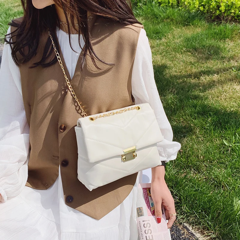 

New Fashion Strip Chain Shoulder Crossbody Bag for Women 2021 Sac Main Messenger Bag Female Handbags and Purses Qualited