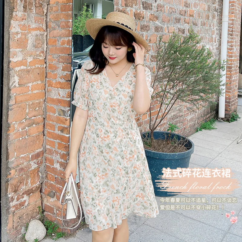 

2021 Summer Korean French Fashion Plus Size Dress L-4XL Floral V-neck Slim Skirt Dress Women Clothing Bandage DR210122