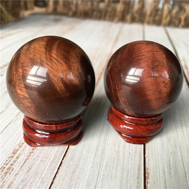 Натуральный кварц хрустальный шар красный тигровый глаз целебная чакра дух