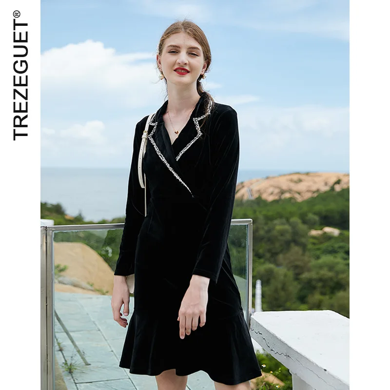 

Женское бархатное платье с высокой талией и V-образным вырезом